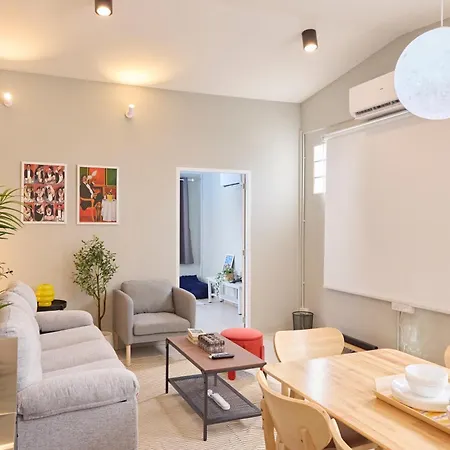 Cozy&Modern 6-Br Home, 14Pax - Central, 5Mins Bts