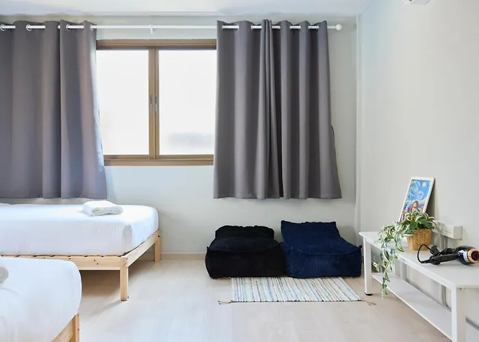 Holiday home Cozy&modern 6-br Home, 14pax - Central, 5mins Bts
